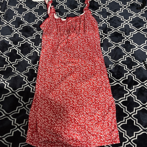SHEIN Red Floral Bodycon Dress - Picture 2 of 2